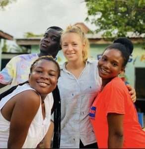 Volunteer opportunities in Africa nonprofit program