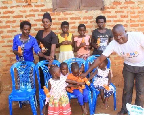 Sofiat’s Children receiving donation. Sofiat's Children receiving donation.